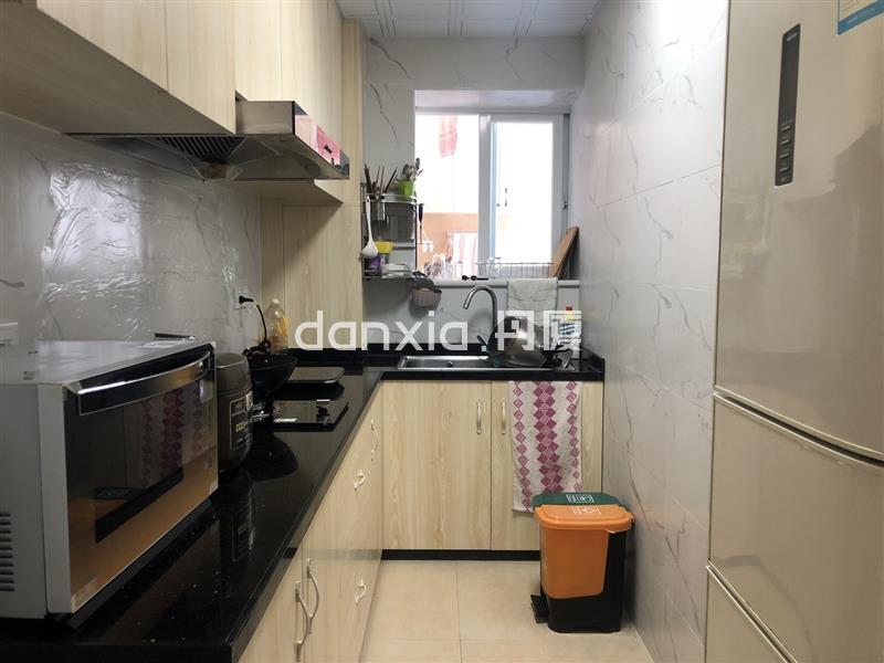 视野无敌 高层精装修 包入住 学区房 拎