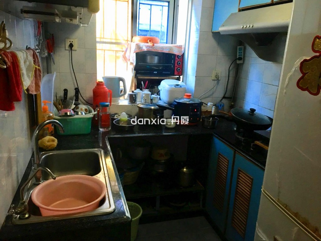 滨北 岳阳小区 新出居家3房 南北通透 位置安静 看房方便