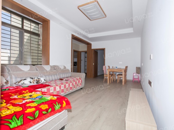 公园学.区 美仁新村 东南两房 拎包入住